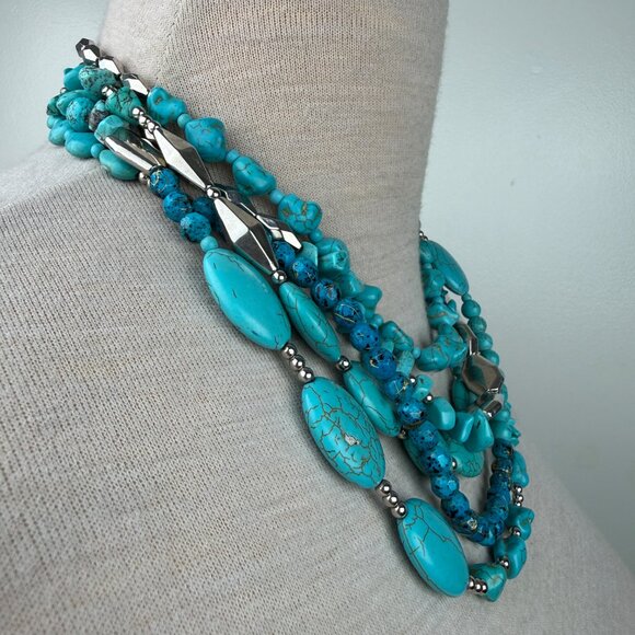 Multi-strand (5) Faux Turquoise Dyed Howlite & Silver Tone Necklace 18.5" Chunky - Picture 5 of 6